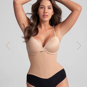 NWT Honeylove Waist Cincher